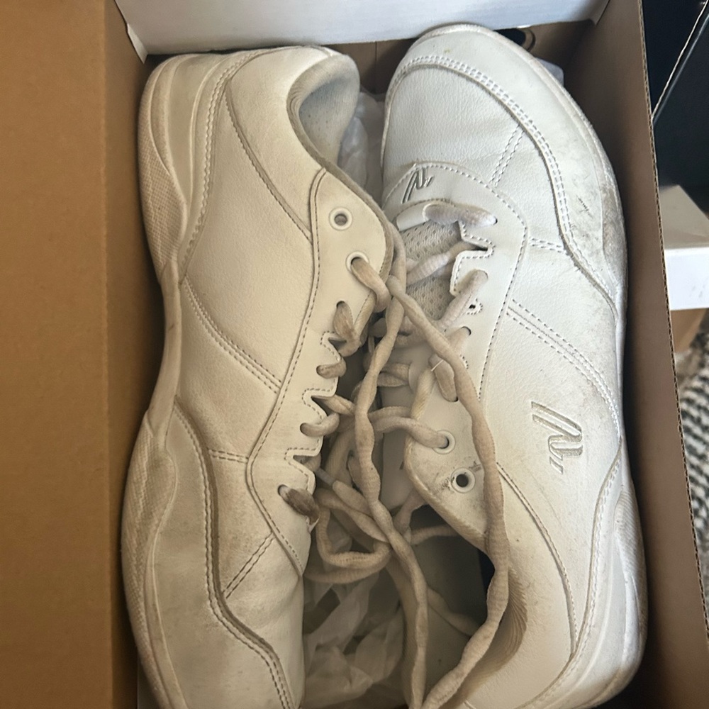VARSITY cheer  Shoes